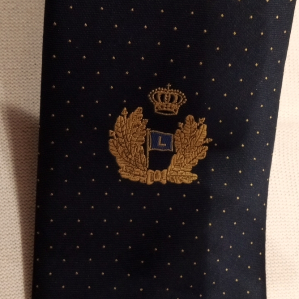 Vtg Netherlands Necktie Polyester 3.25x57 Triton